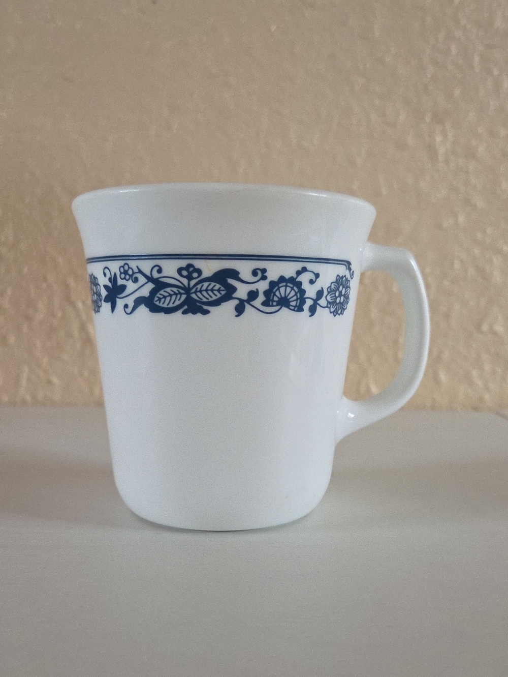 Corning Old Town Blue Onion Coffee Cup